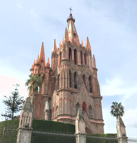 サン・ミゲル・デ・アジェンデ教会